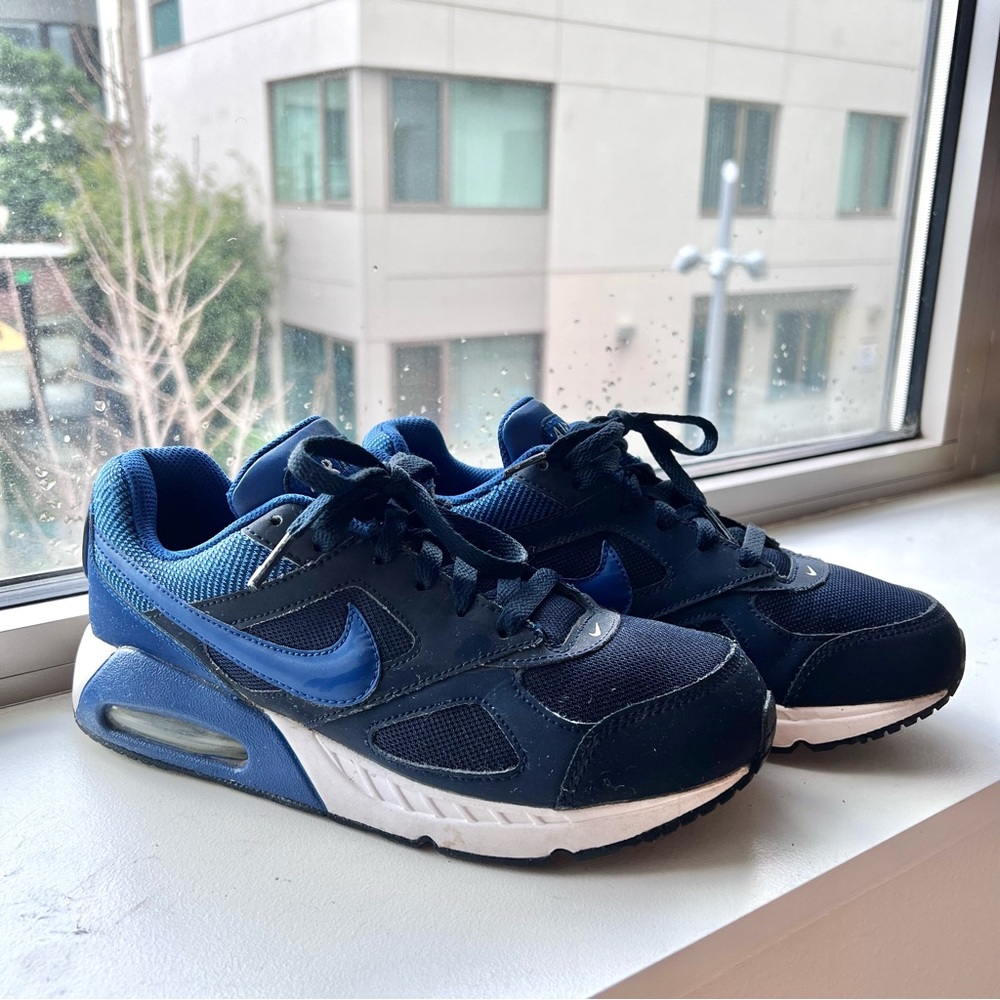 Nike Air Max IVO PS 'Dark Obsidian'